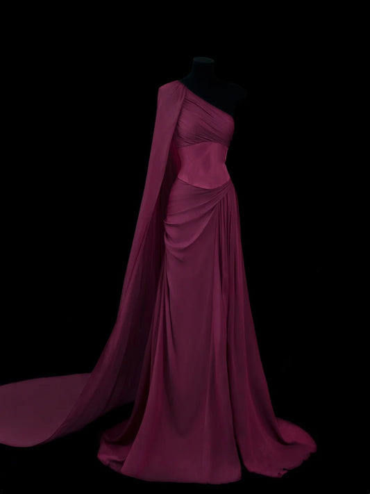 Elegantes, schulterfreies, langes Chiffon-Etui-Kleid in Traubenfarbe – perfekt für Partys, Abschlussbälle und Hochzeiten (Modell N909)