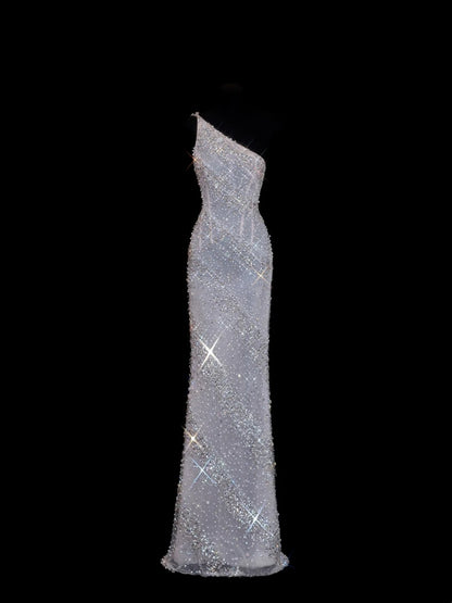 Robe de bal longue blanche à paillettes scintillantes, asymétrique, fourreau, inspiration robe de soirée formelle N146
