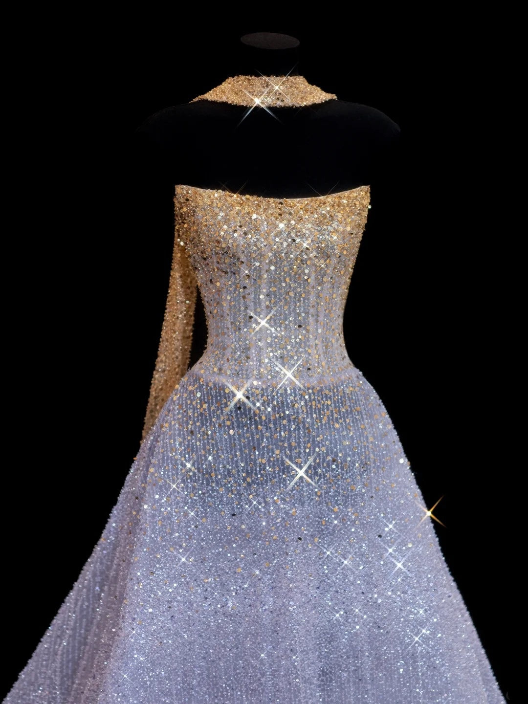 Robe de bal longue N143, bustier lilas scintillant, foulard orné de perles dorées, inspiration robe de soirée formelle