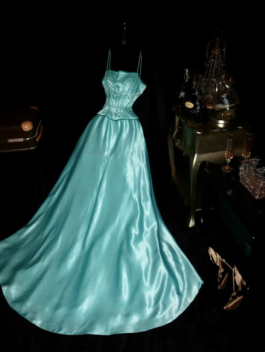 Dreamy Ball Gown Spaghetti Straps Blue Satin With Beading School Dances Prom Dresses 8th Grade Formal Outfits Evening Dress RB8415