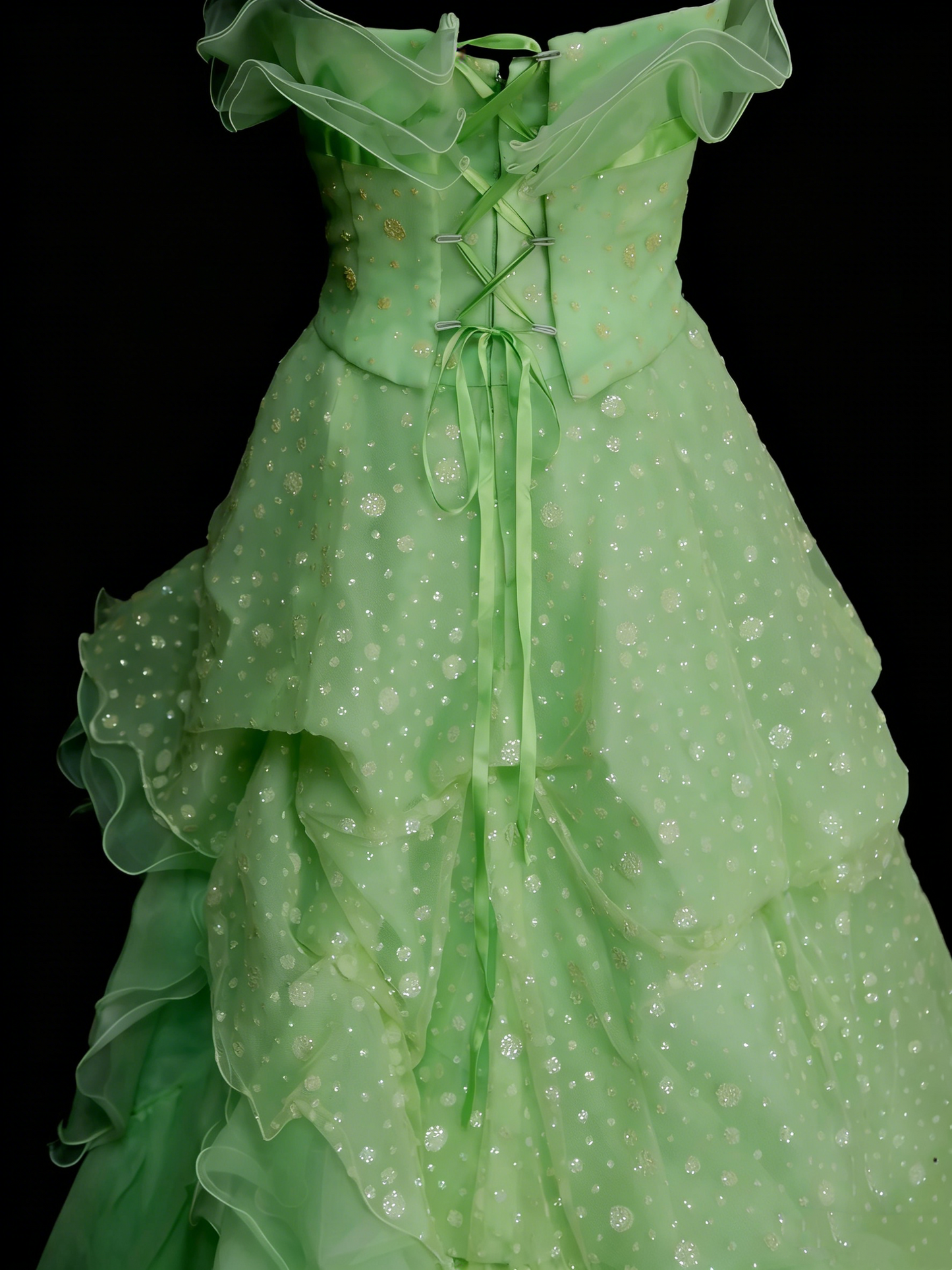 Robe de bal modeste en organza vert, décolleté cœur, style années 80, robe longue inspirée des robes de soirée vintage pour les 16 ans (N1311)