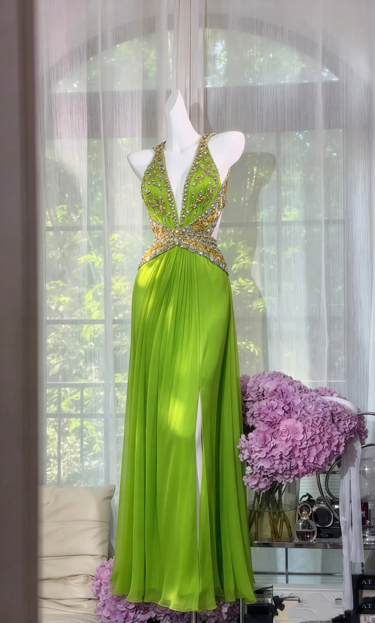 Modest Prom Dresses A line V Neck Green Slit Tulle Long With Beading Formal Dress RC1286
