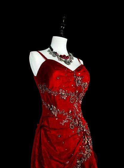 Robe de bal longue rouge vintage sirène à fines bretelles et ornée de dentelle et de perles, N1828