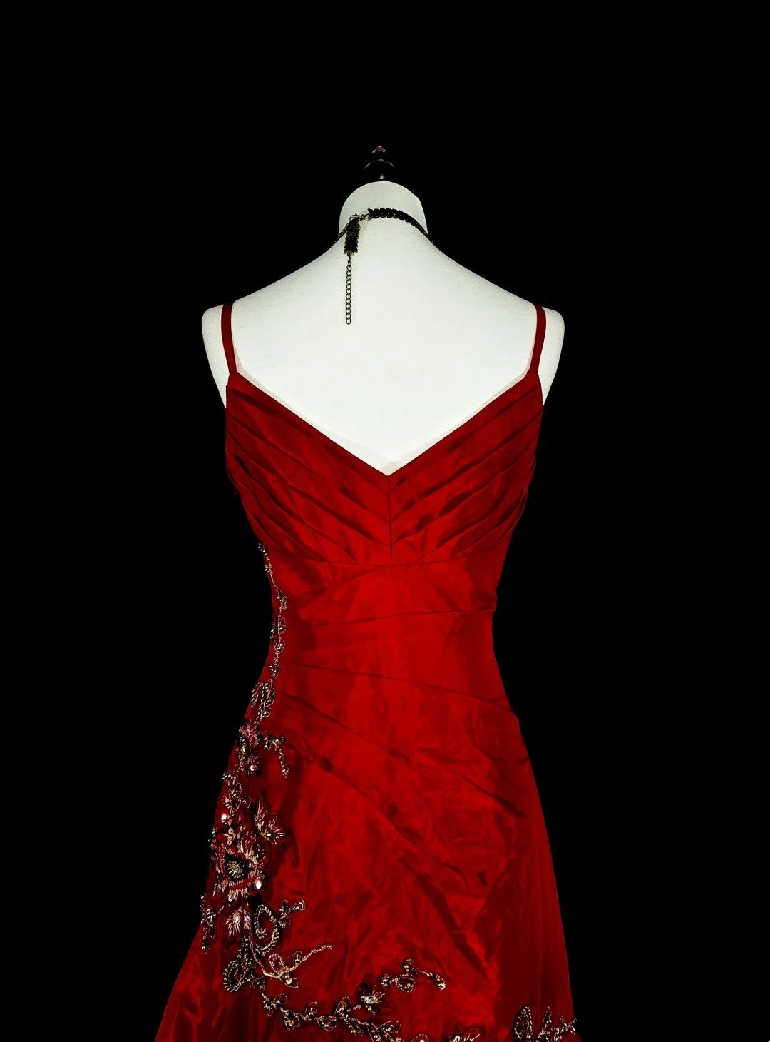 Vintage Meerjungfrauen-Abendkleid aus den 1980er Jahren, rot mit Spaghettiträgern, Applikationen, ärmellos, lang, festlich, N1601
