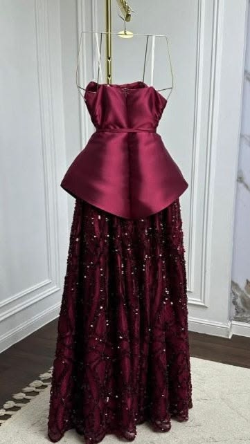 Elegantes, trägerloses, nachtblaues, langes Ballkleid aus Satin, nachtblaues Abendkleid N1863
