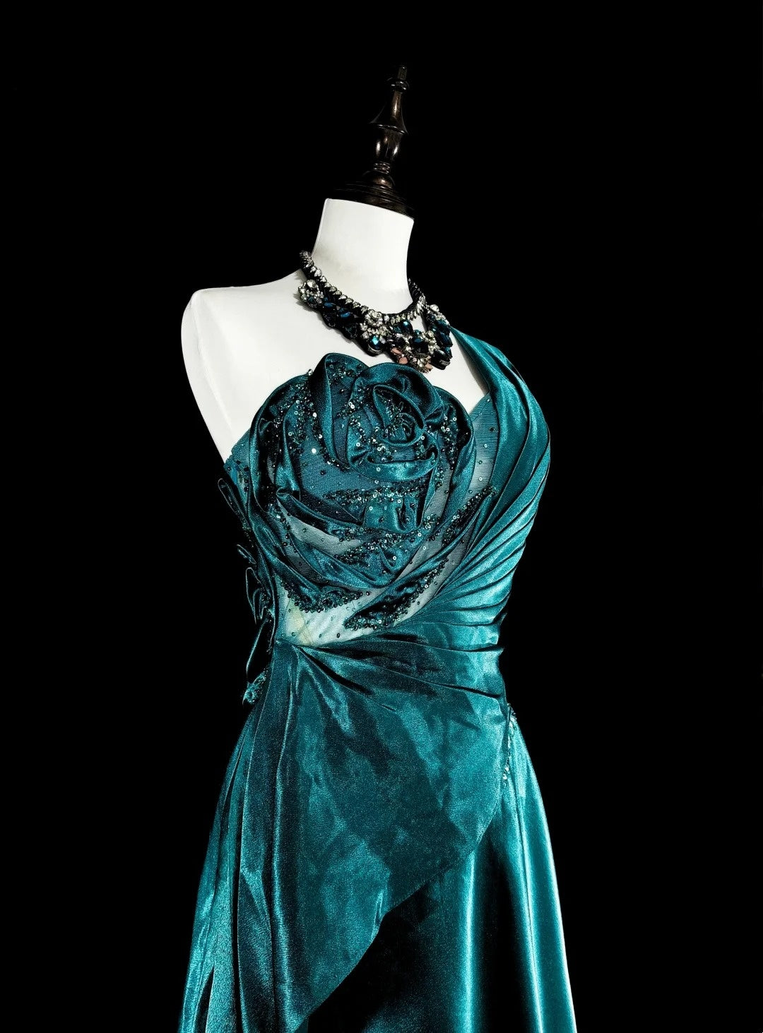 Robes de bal vintage, esthétique rétro années 1950, élégantes, coupe trapèze, vert foncé, longues, inspiration robes de soirée N1992