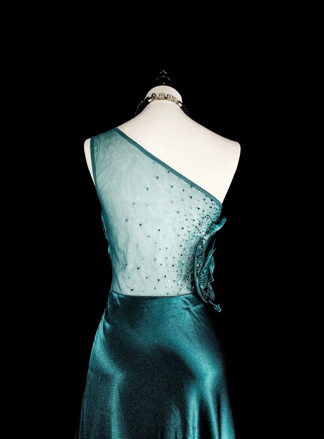 Robes de bal vintage, esthétique rétro années 1950, élégantes, coupe trapèze, vert foncé, longues, inspiration robes de soirée N1992