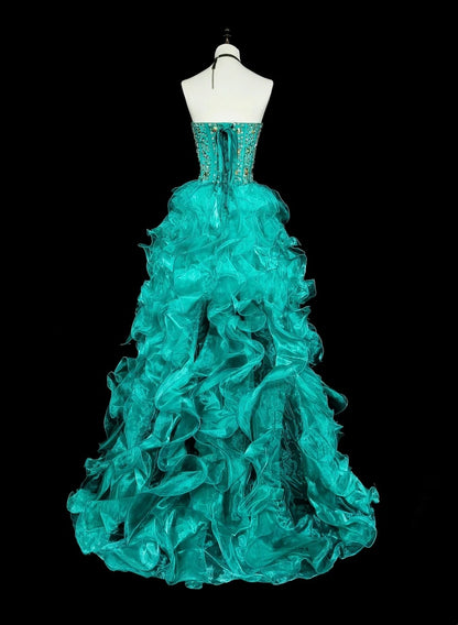 Robe de bal longue vintage années 1760, bustier cœur, en organza vert, sans manches, à volants superposés, N1588