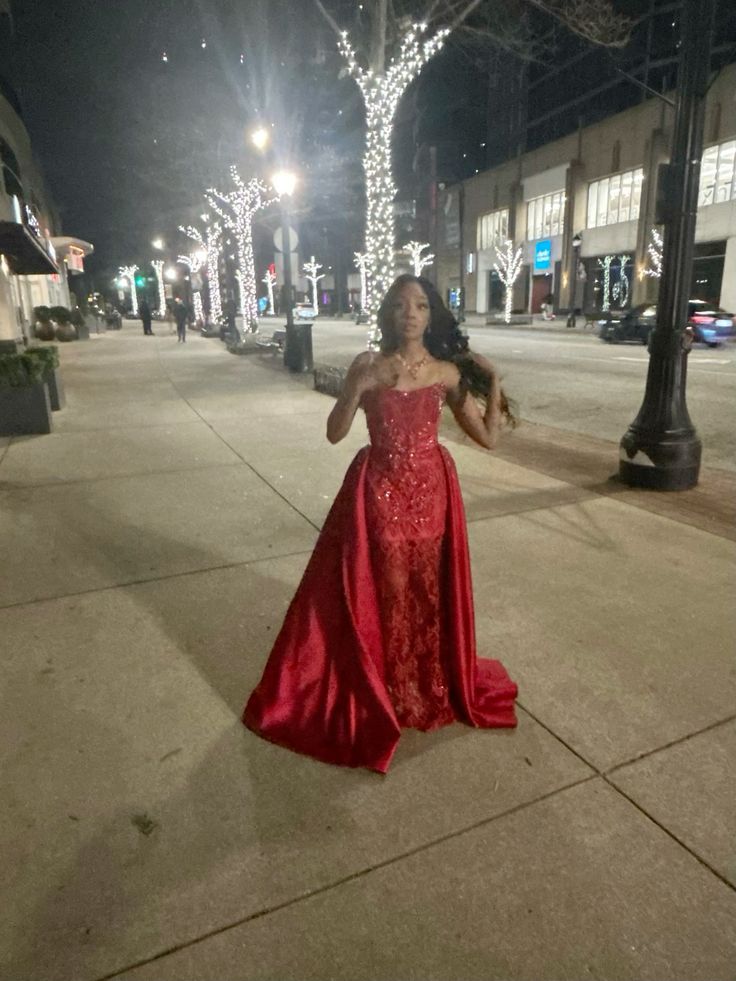 Robe de bal longue fourreau sans bretelles noire à sequins rouges pour fille, robe de soirée longue, tenue d'anniversaire de 18 ans, robe de remise de diplôme N238