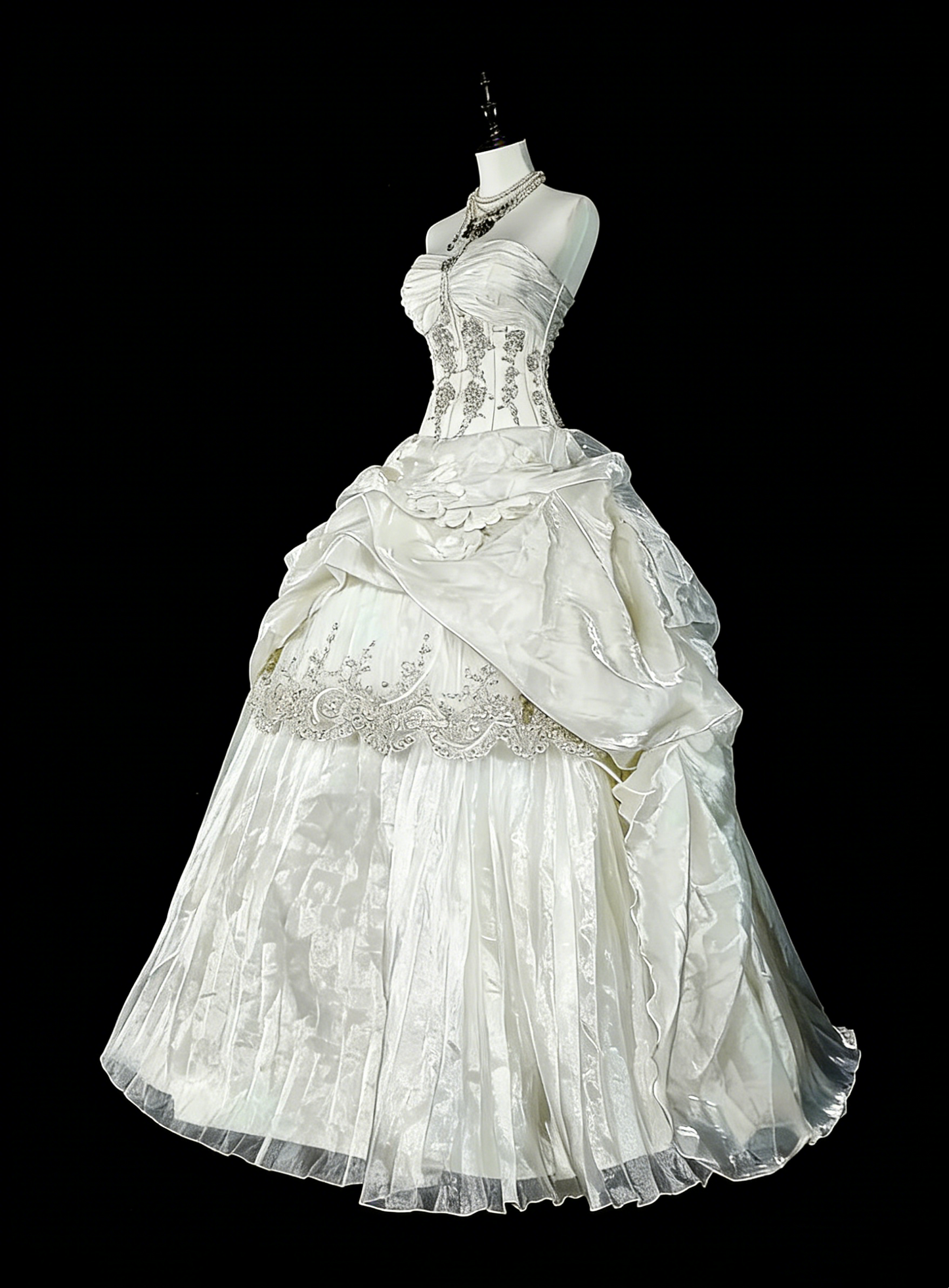 Robes de mariée romantiques Robe de bal bustier cœur ivoire avec cristaux perlés Longue robe de mariée N3412