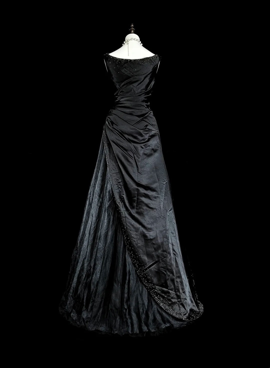Verträumte Abschlussballkleider Vintage 90er Jahre mit Perlen V-Ausschnitt A-Linie Satin Schwarz Lange Formelle Outfits N2375