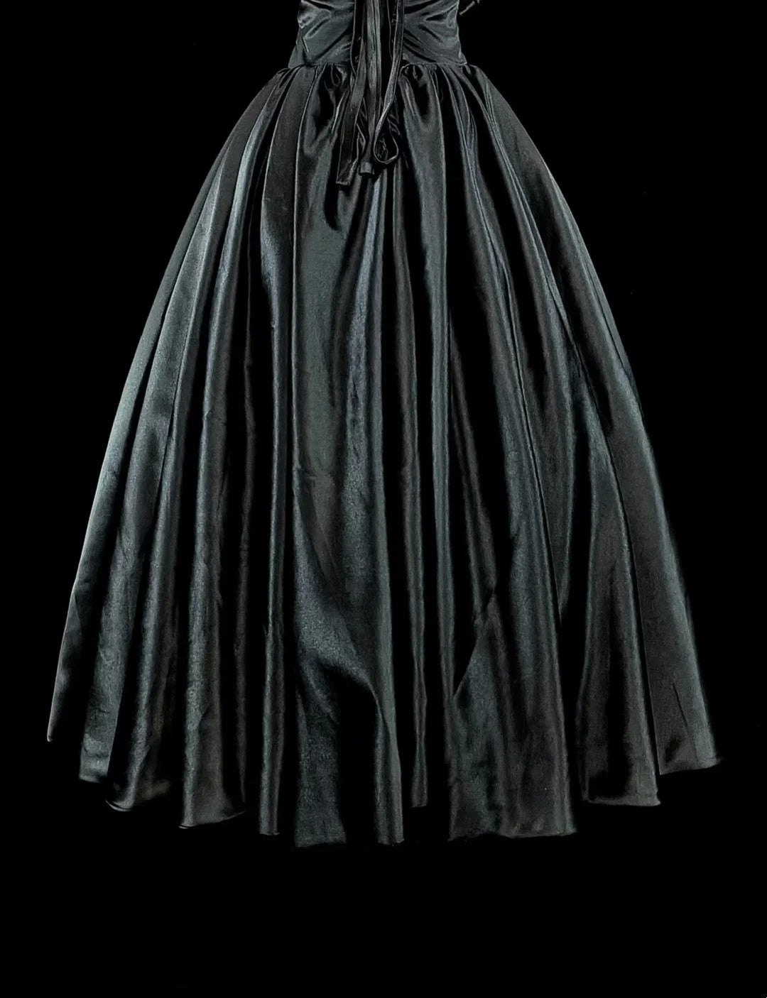 Modest Prom Dresses Ball Gown Off The Shoulder Black Satin Evening Long Quince Dress N3073