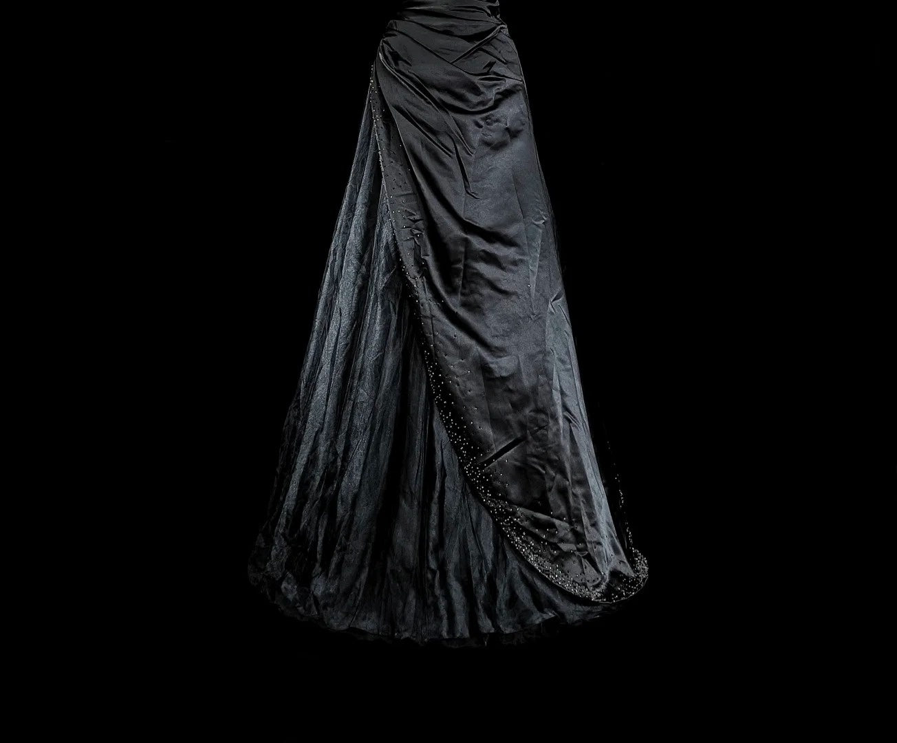 Verträumte Abschlussballkleider Vintage 90er Jahre mit Perlen V-Ausschnitt A-Linie Satin Schwarz Lange Formelle Outfits N2375