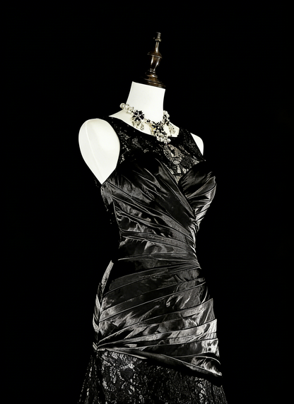 Robe de bal longue sirène plissée en satin, sans manches, col bateau, années 1960, N1574
