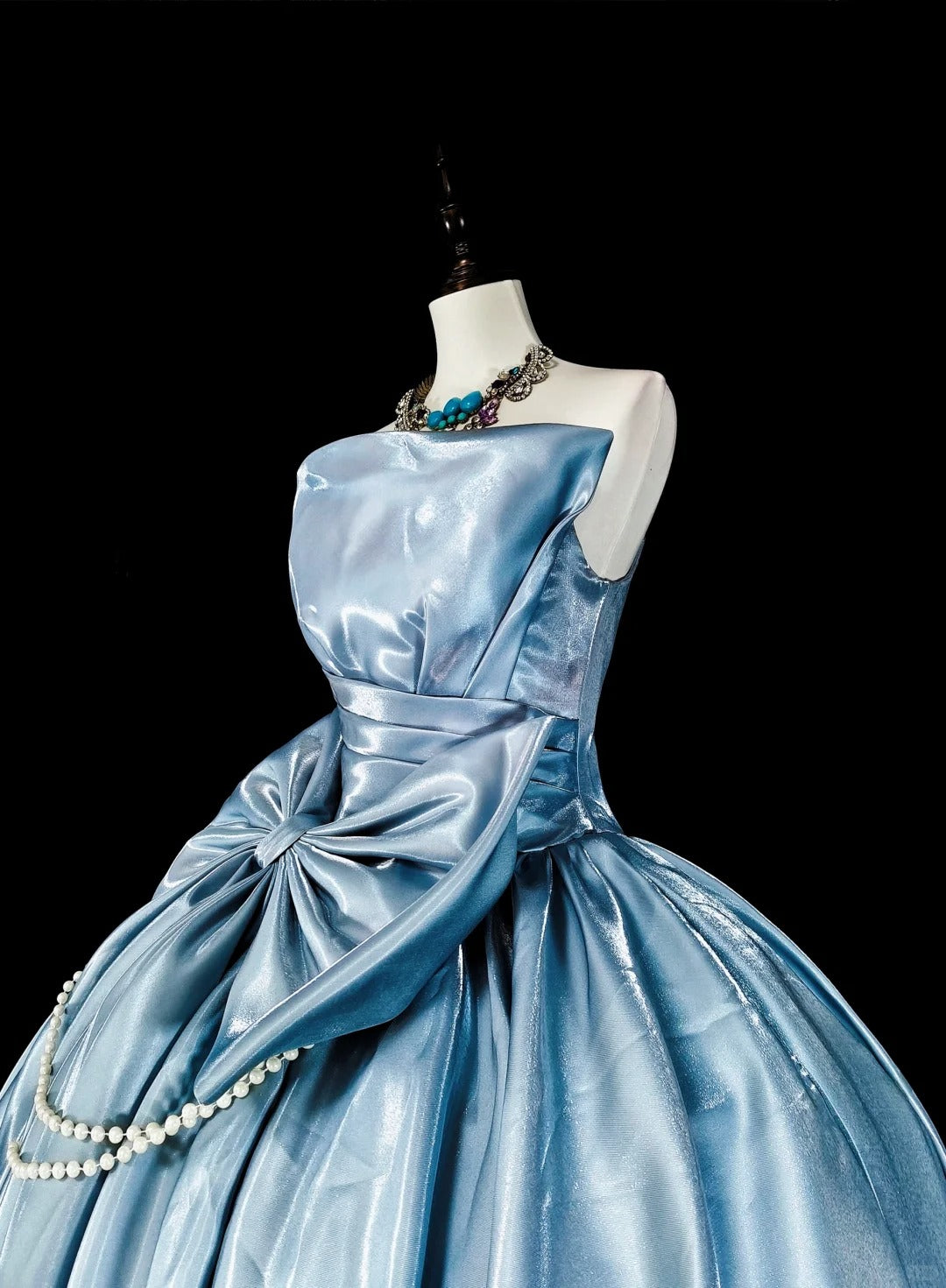 Robe de Bal Princesse Bustier Satin Bleu Ciel Clair avec Nœud Robes Douces 16 Ans Robe de Quinceanera N3417
