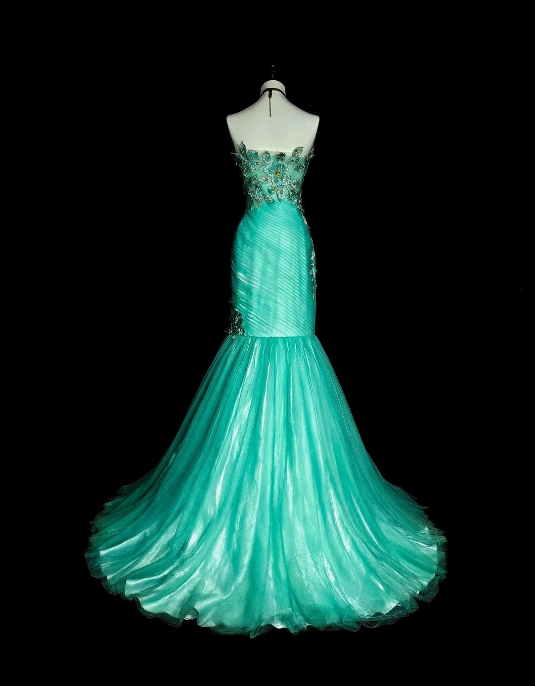 Robes de bal vintage Esthétique sirène Col en cœur Tulle vert avec appliques Robe de soirée longue N2160