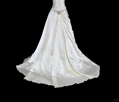 Einzigartige Hochzeitskleider Meerjungfrau Trägerlos Elfenbein mit Perlen und Kristallen Lange Brautkleid N3419