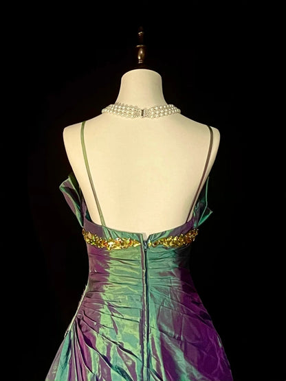 Robe de bal longue sirène vintage à fines bretelles couleur raisin, sans manches et plissée, style années 80, référence N1471