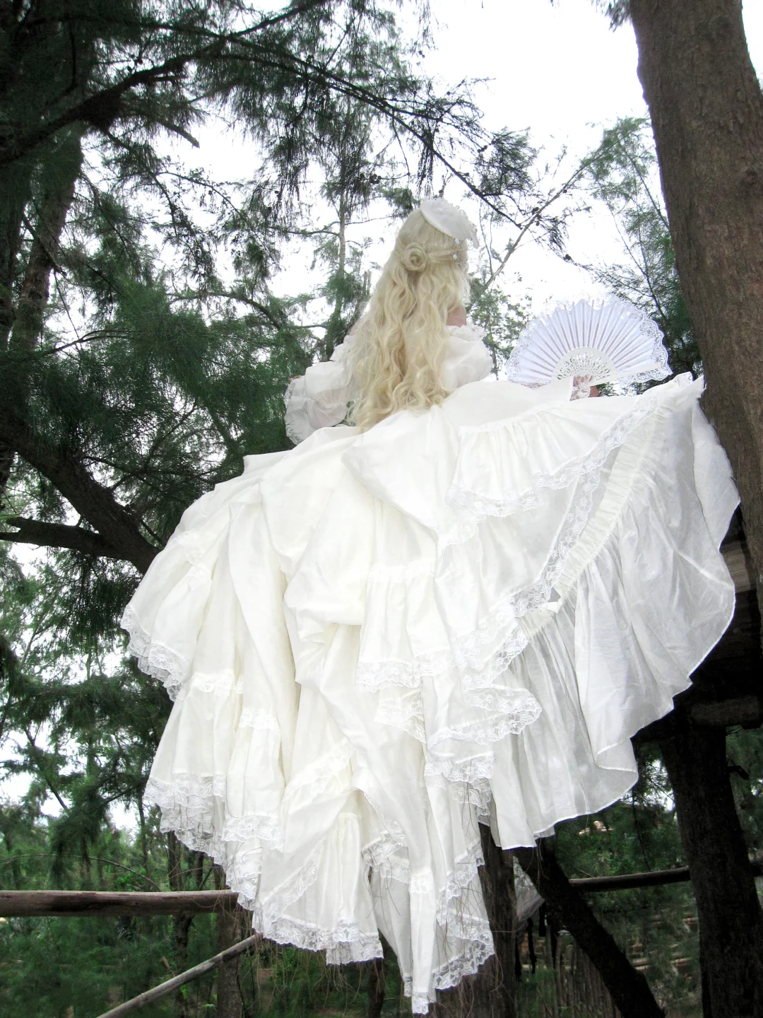 Robe de mariée princesse, robe de bal épaules dénudées en dentelle et tulle blanc, robe de mariée longue et cintrée AB2407
