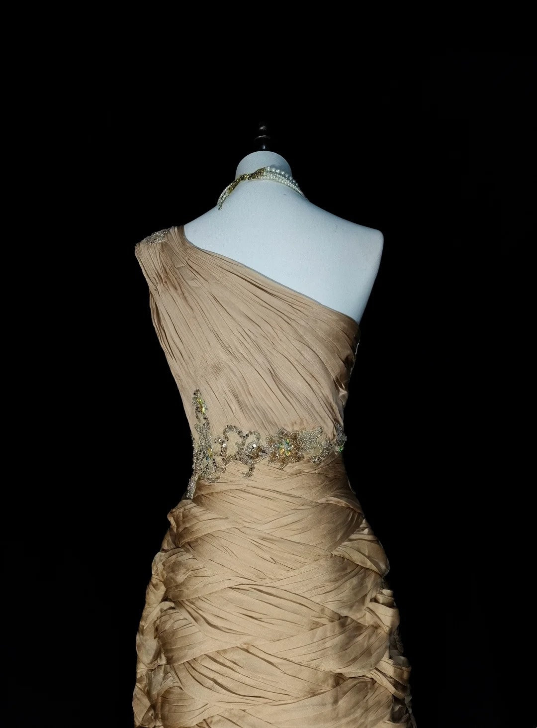 Vintage Meerjungfrauen-Abendkleid, schulterfrei, champagnerfarbener Tüll, plissiert, ärmellos, 80er-Jahre-Stil, langes formelles Partykleid N1474