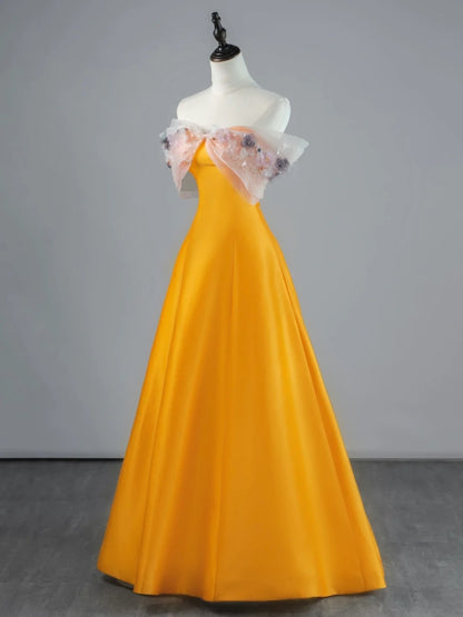 Robe de bal longue en satin orange, coupe trapèze, épaules dénudées, ornée de dentelle appliquée, référence N682