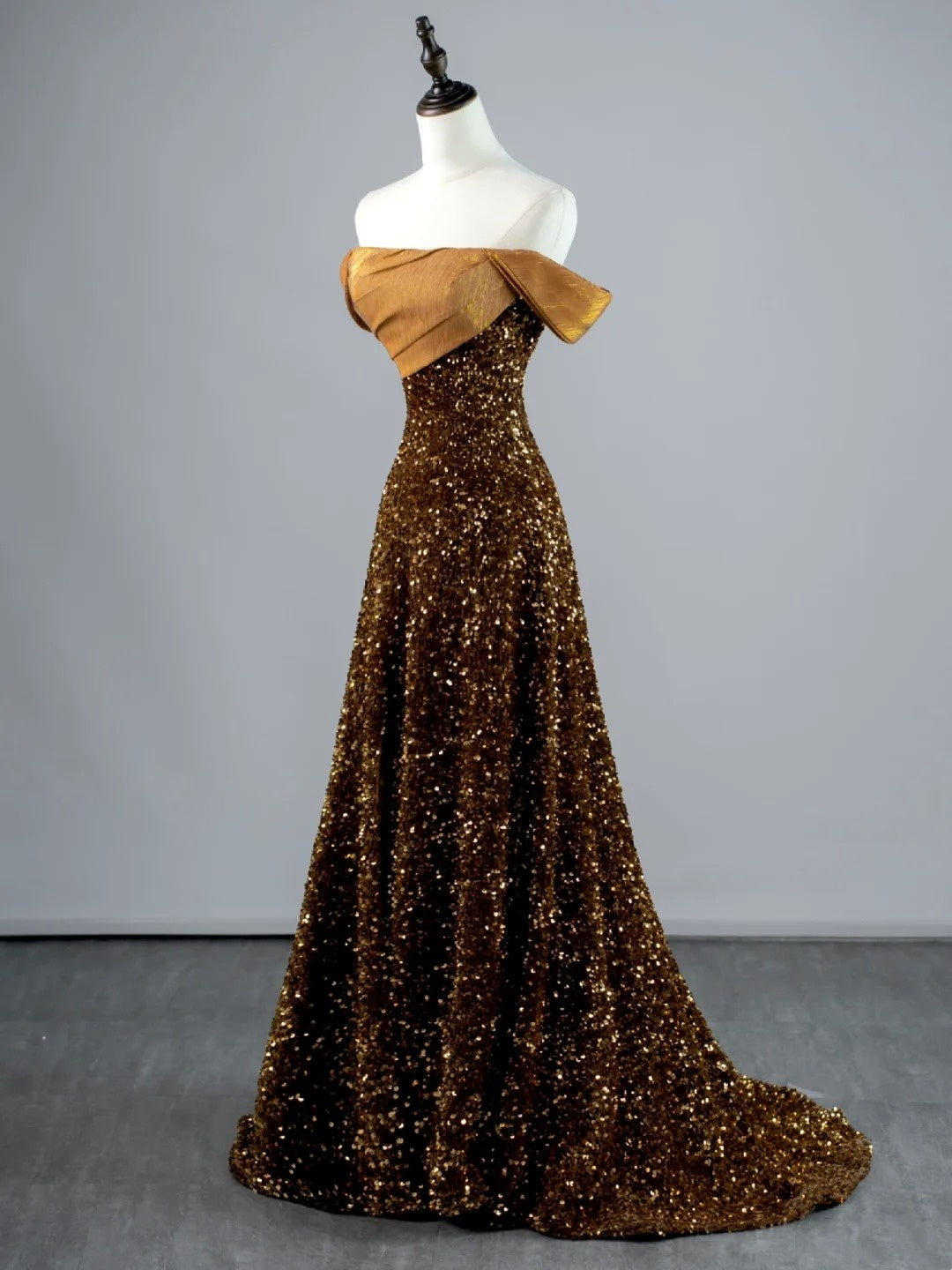 Robe de bal longue à sequins, coupe trapèze, épaules dénudées, style sage, idéale pour les jeunes filles (N1167)