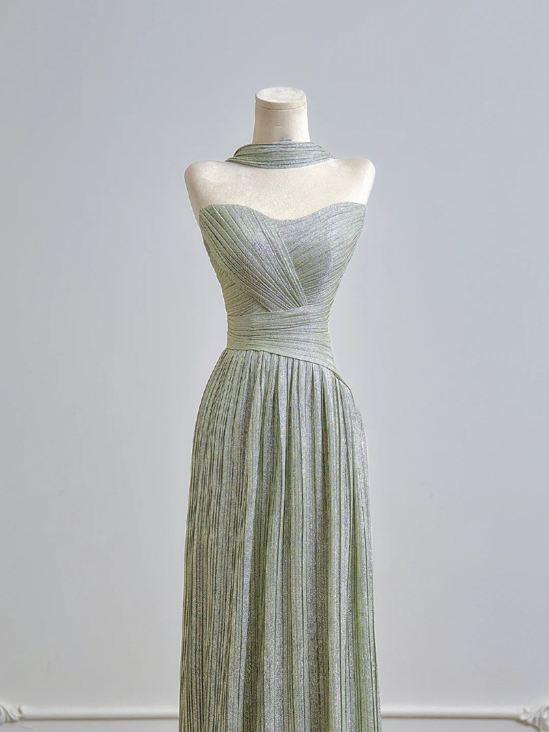 Romantic A Line Strapless Sage Green Long Prom Dresses Impress 18th Birthday Outfits Party Gown N394