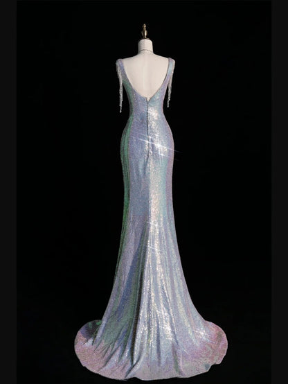 Robe de bal longue argentée à sequins et col carré, style sirène, idéale pour les adolescentes et les jeunes filles. Modèle N1074.
