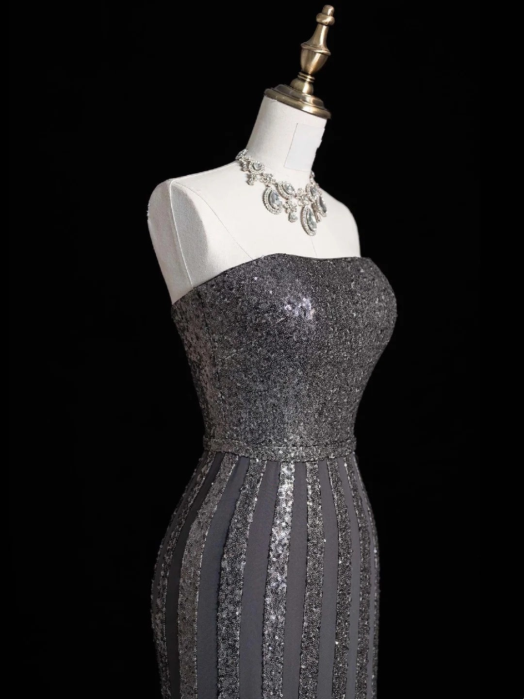 Robe de bal de fin d'année sirène sans bretelles à sequins gris argentés scintillants, robe longue de soirée pour lycéennes N1282