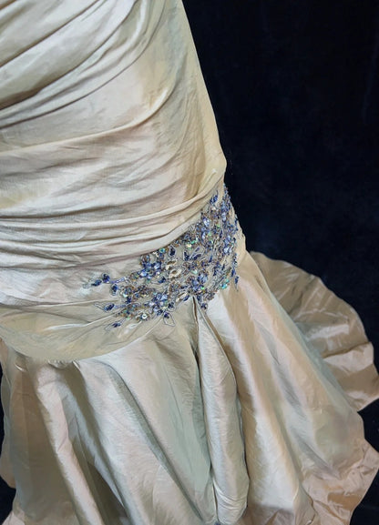 Bescheidene Abschlussballkleider Meerjungfrau Sweetheart Gold Taft Ärmellos Lange Formelle Abendoutfits N3640