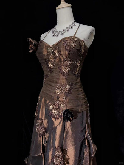 Robes de bal modestes trapèze à fines bretelles en satin marron sans manches longues tenues de soirée formelles N3639