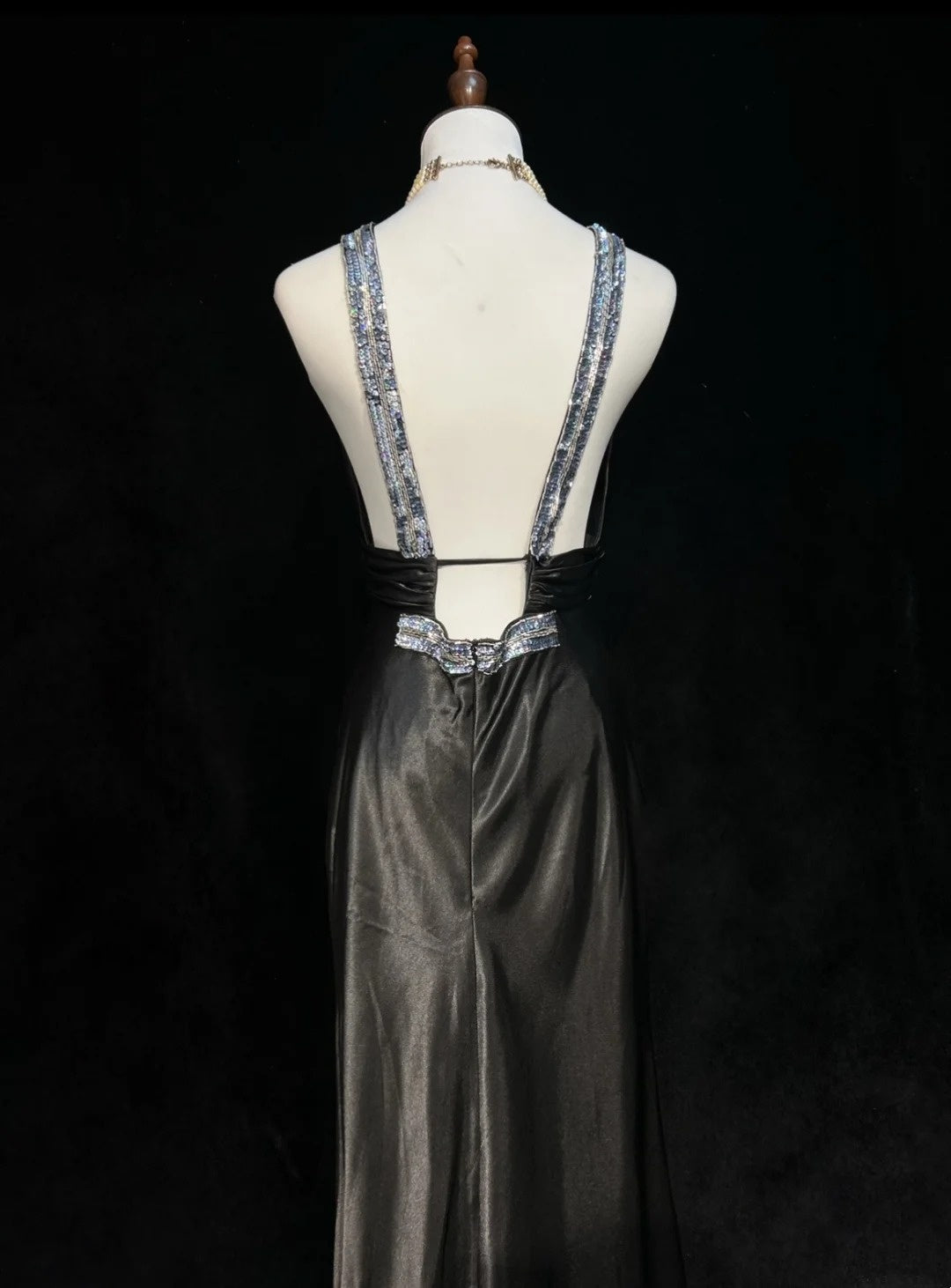 Robes de bal vintage sirène col en V années 90 en satin avec perles longue robe de soirée formelle N2509