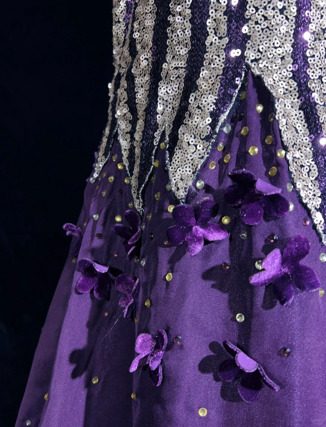 Glitzer-Abschlussballkleider Meerjungfrau Spaghetti-Träger Lila Chiffon Mit Blumen Langes Formelles Abendkleid N3893