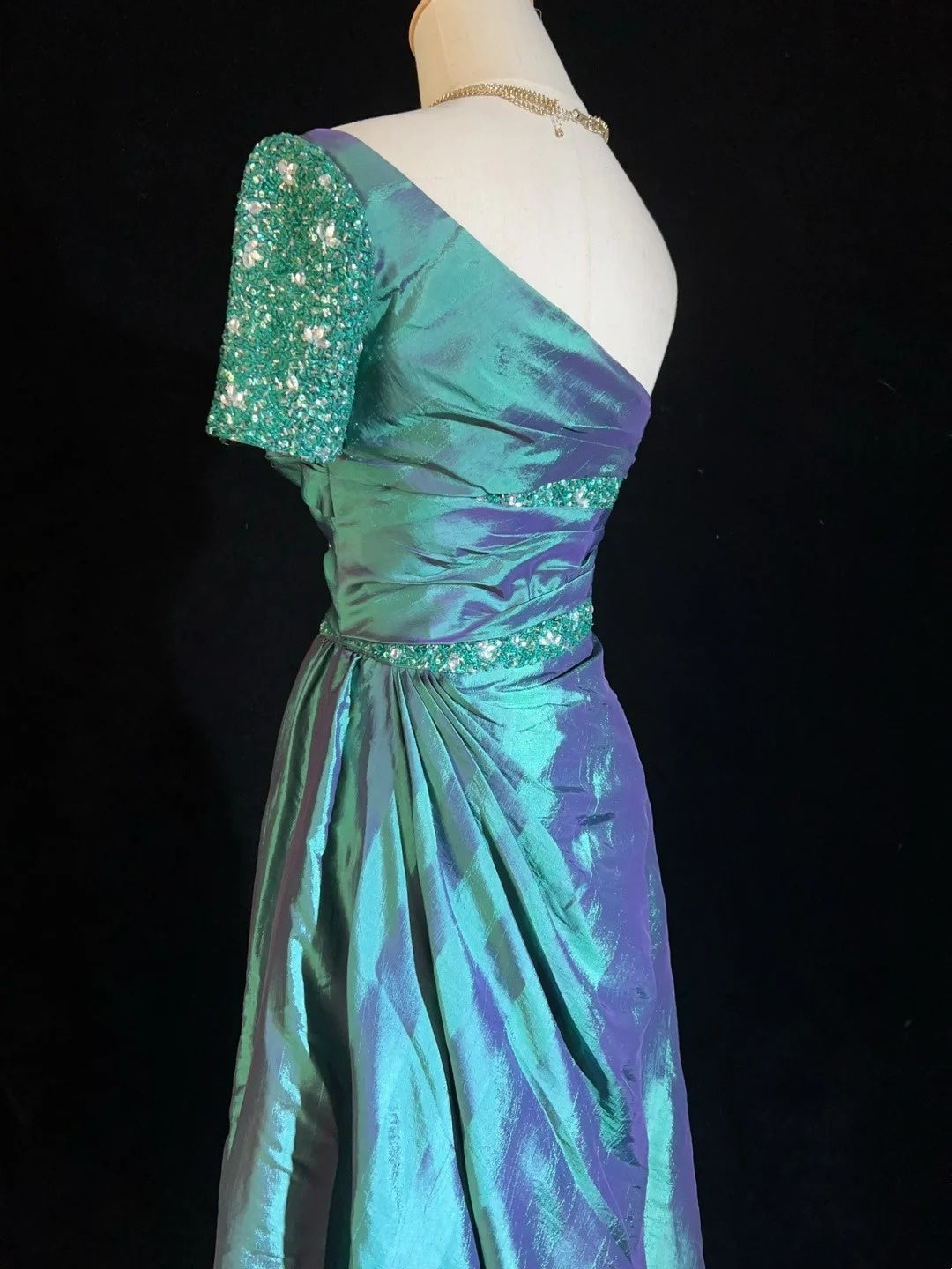 Bescheidene Ballkleider Meerjungfrau Ein Schulter Blau Satin Mit Perlen Lang Abendmode N3467