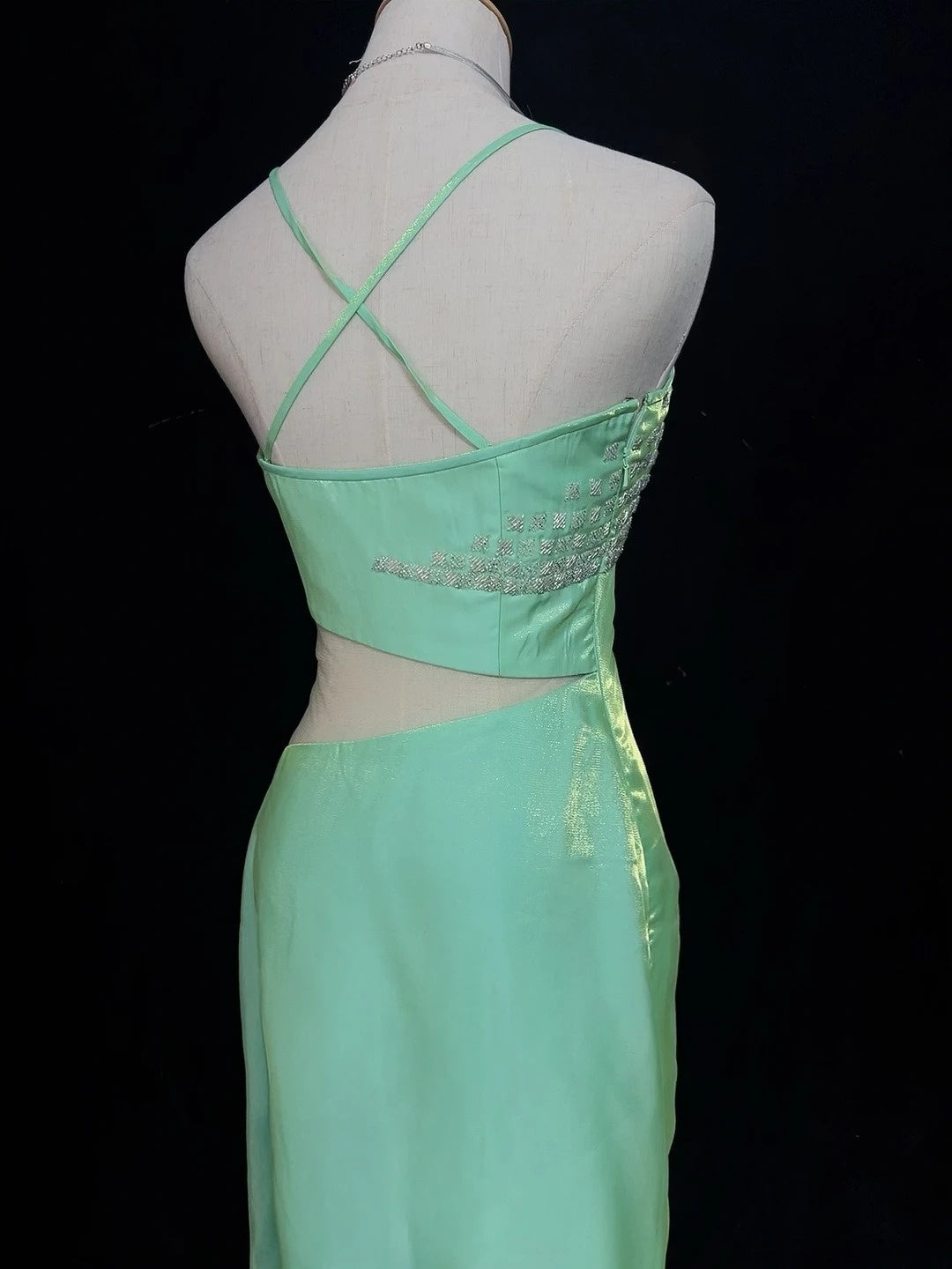 Robes de bal de promo glamour gothiques Robe de soirée semi-formelle sans manches vert menthe à bretelles spaghetti et perles N3801