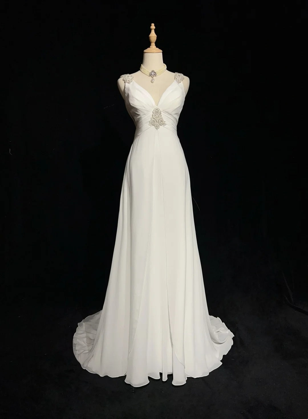 Modest Wedding Dresses A Line V Neck Chiffon Beach Summer With Beading Long Brides Gown N2999