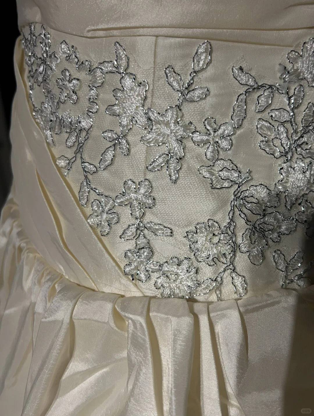 Robes de bal vintage des années 80 Robe de soirée champagne clair sans bretelles avec dentelle Tenues de soirée N3470