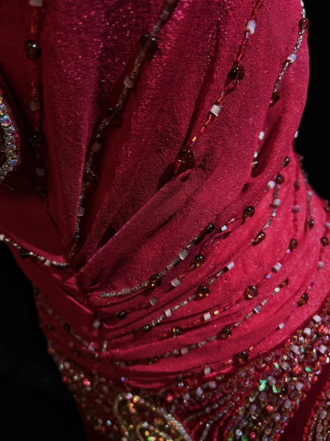 Robes de bal modestes sirène licou en mousseline de soie bordeaux avec perles longue robe de soirée formelle N3877