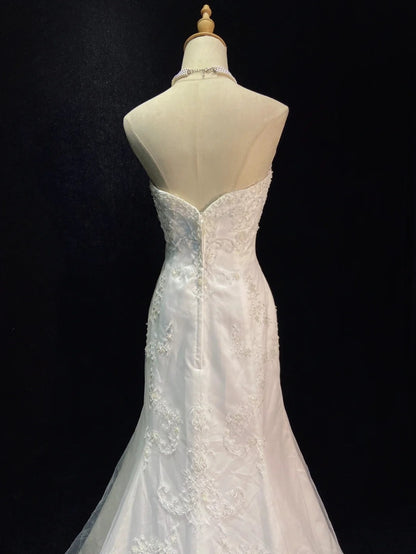 Einzigartige Hochzeitskleider Meerjungfrau Trägerlos Satin mit Applikationen Weiß Lang Brautkleid N3402