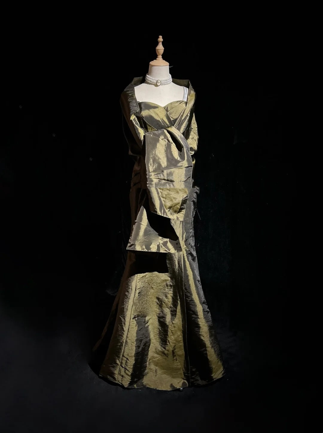 Vintage Prom Dresses Inspo Meerjungfrau Spaghettiträger Olivgrün Lang 1990er Mit Cape Formelle Kleider N3327