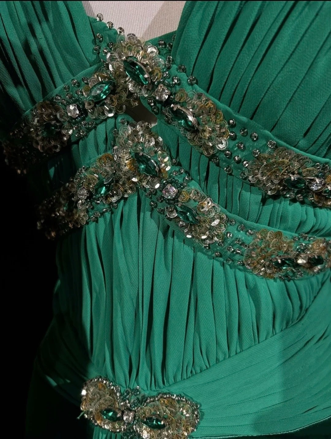 Vintage Prom Dresses Mermaid V Neck Green Chiffon With Ruffles Backless Long Formal Dress N2512