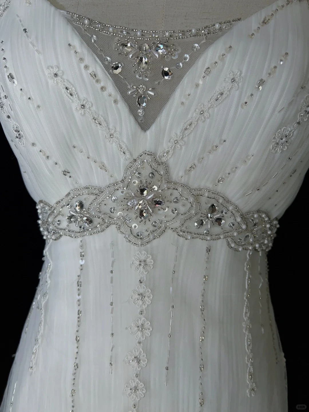 Unique Wedding Dresses A Line Spaghetti Strap White Tulle With Beading Long Bridal Gown N3646