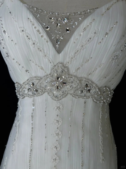 Unique Wedding Dresses A Line Spaghetti Strap White Tulle With Beading Long Bridal Gown N3646