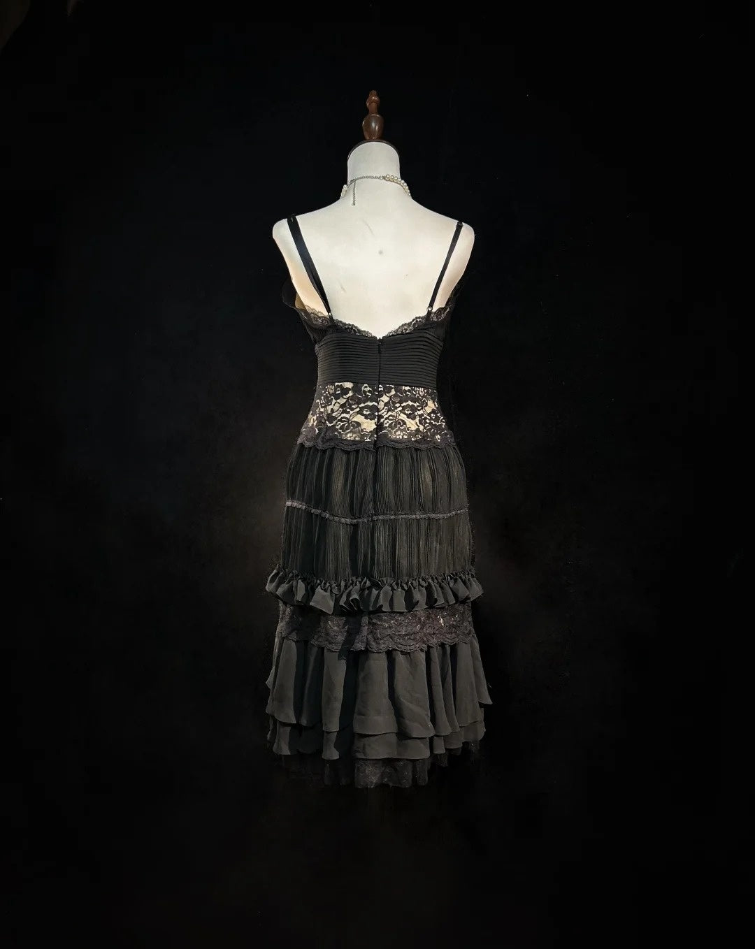 Robes de bal de fin d'année courtes en mousseline de soie noire, coupe trapèze à fines bretelles, style français, N2458