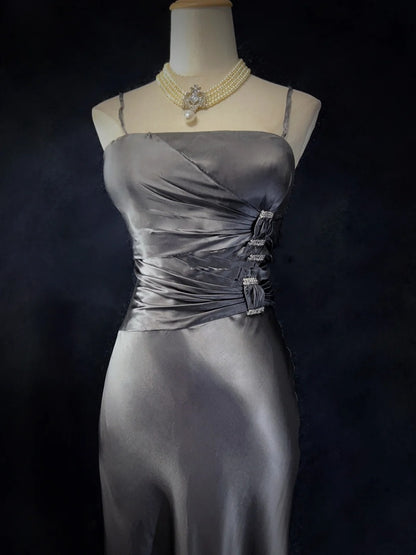 Robes de bal modestes Robes de soirée sirène en satin gris à bretelles spaghetti N3471