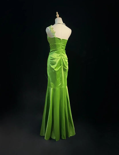 Robes de bal vintage Sirène Asymétrique Satin Vert Clair Perlé Robe Longue de Soirée N2450