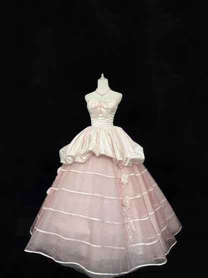 Langes Ballkleid für Sweet 16, herzförmiger Ausschnitt, zartrosa mit Blumen, Sweet-Sixteen-Geburtstagskleid RC0315