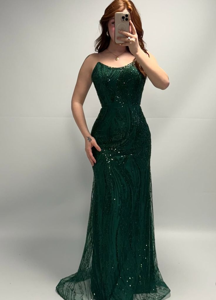 Robe de soirée longue sirène vert foncé à sequins sans bretelles pour femmes N2111