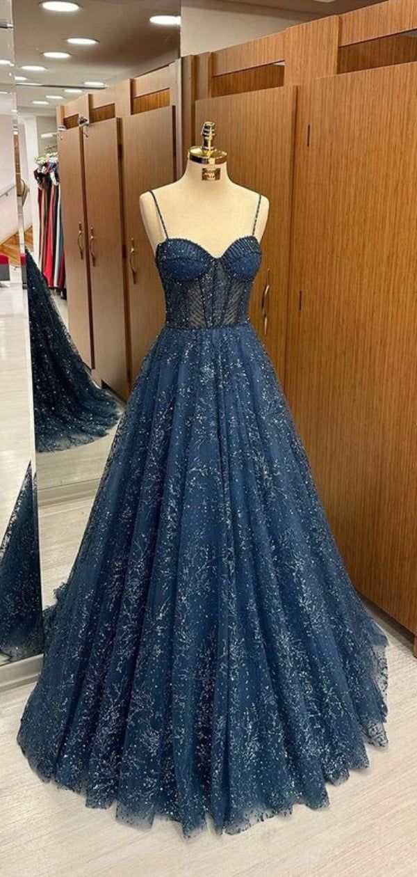 Robe de bal longue élégante en tulle, sans manches, à fines bretelles et coupe trapèze, référence AB912