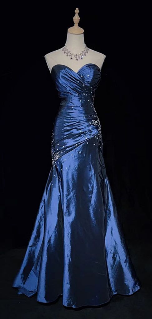 Sexy, ärmelloses Meerjungfrauen-Abendkleid aus Satin in Marineblau mit herzförmigem Ausschnitt, ideal für Partys und festliche Anlässe (AB327)